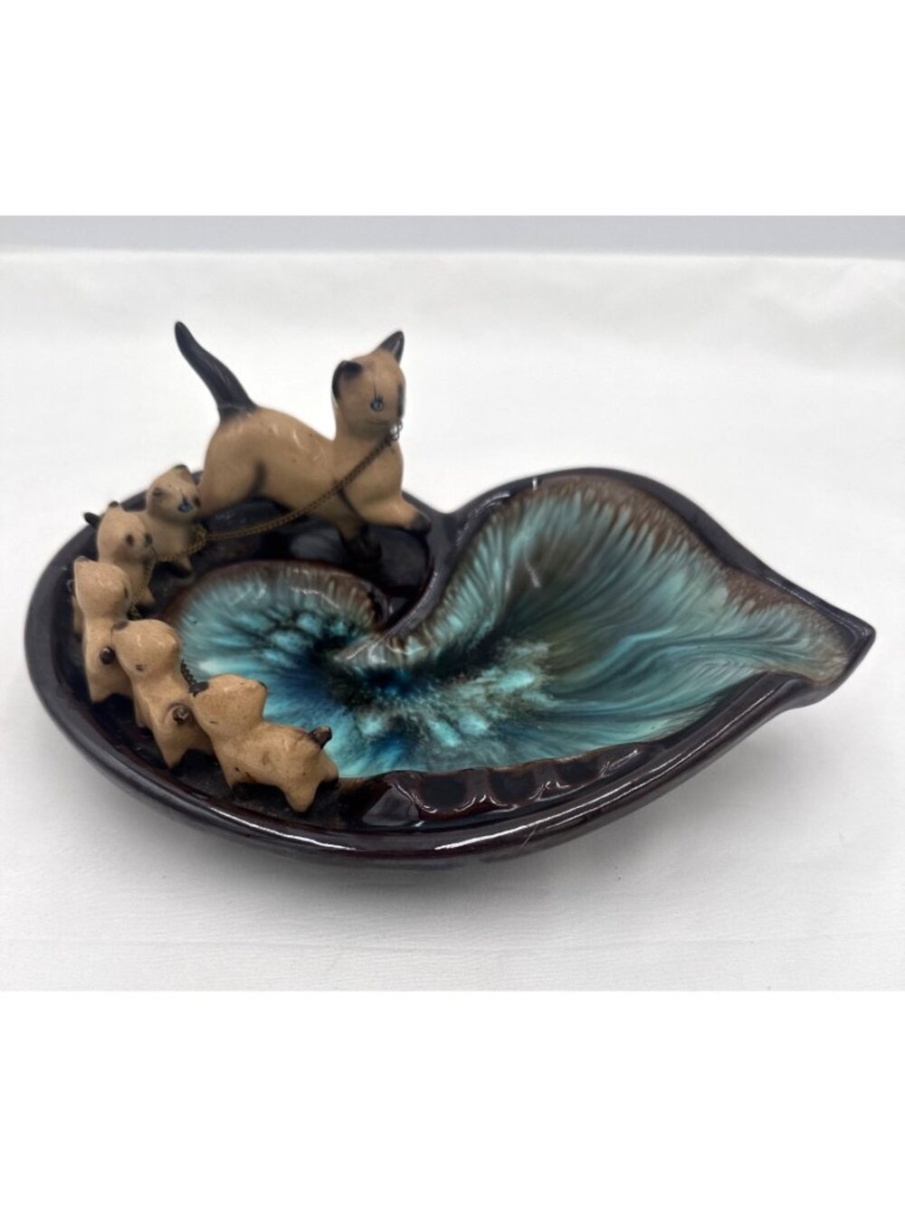 Vintage Tilso Japan Ceramic Cat & Kittens Heart-Shaped Ashtray Aqua Glaze